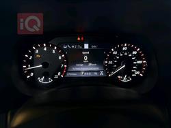 نيسان فرونتر